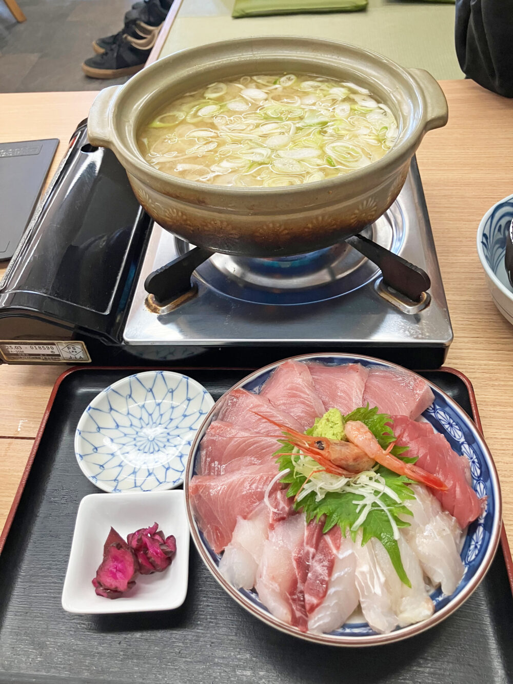 氷見漁港の海鮮丼
